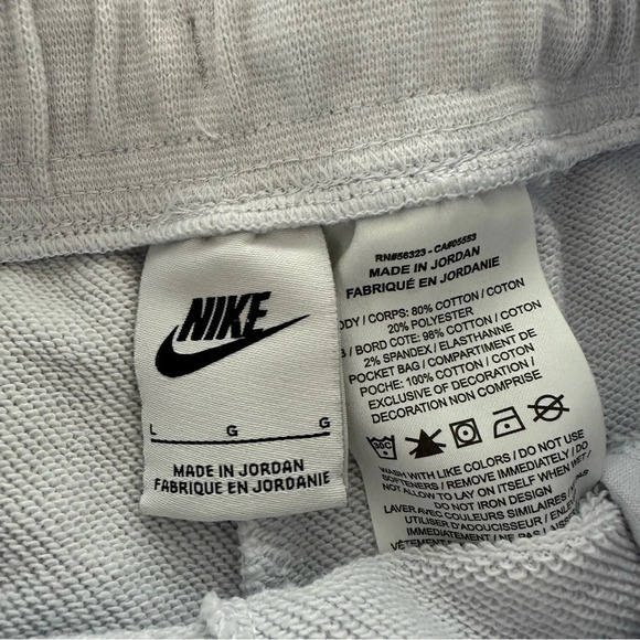 Nike Girls Large French Terry Pull On Shorts Sweats Light Blue Embroidered - Picture 3 of 4